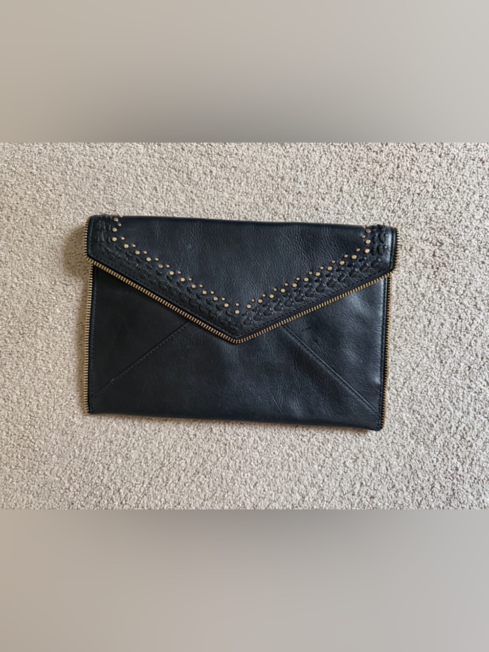 Rebecca Minkoff Black Leo Leather Zipper Envelope Clutch. EUC.